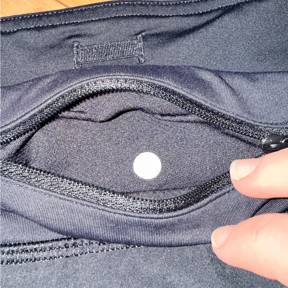 Pristine Lululemon Black Pace Rival Skirt *4-way Stretch 2 Size:8 - Picture 11 of 14